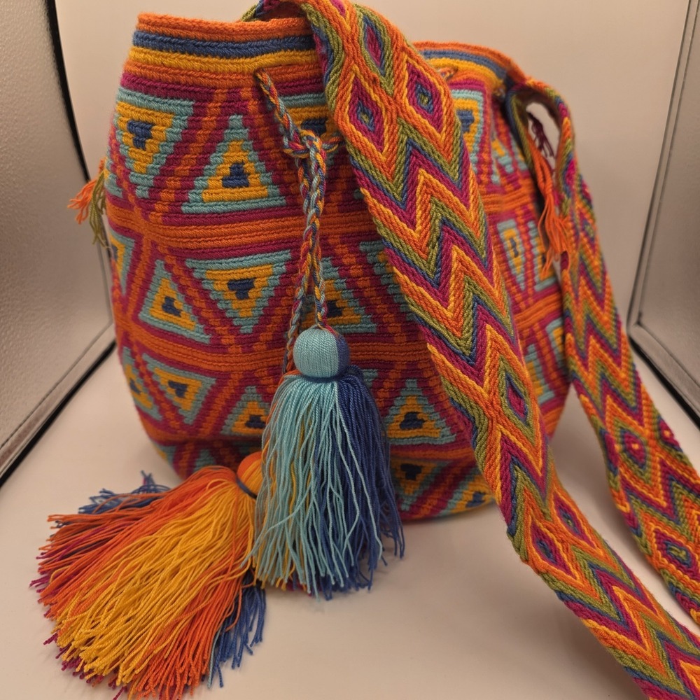 Handwoven Colombian Wayuu Mochila Bucket Bag